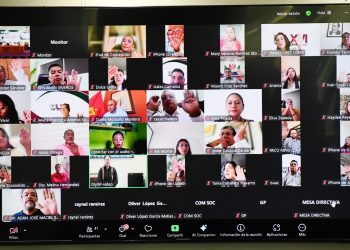 Aprueba Parlamento reforma que prohíbe colocar en el transporte público propaganda que atente contra la dignidad de las personas o vulnere algún derecho constitucional