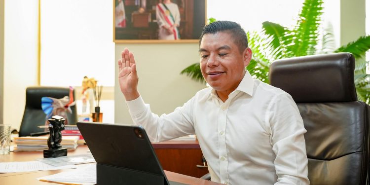 Aprueban reinstalar inscripción en Letras de Oro de leyendas en el Muro de Honor del Congreso de Oaxaca