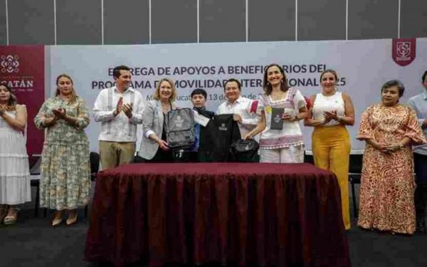 Cien estudiantes yucatecos viajarán becados a Canadá