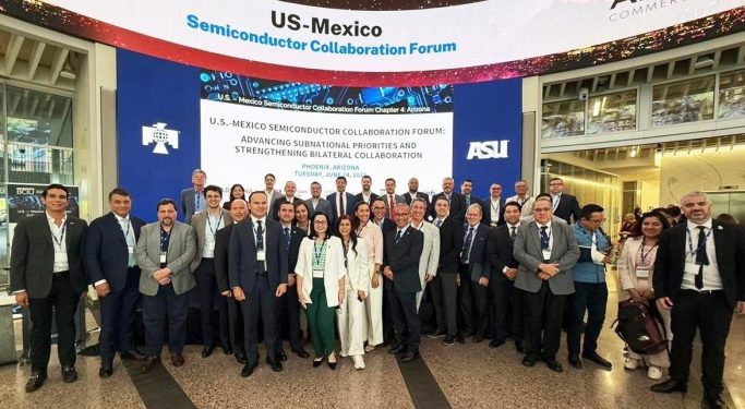 Coahuila impulsa su liderazgo en la Industria de Semiconductores en Foro Binacional en EUA