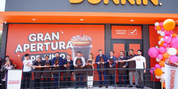 ‘Despierta’ Nuevo León con llegada de Dunkin’; Inauguran primera sucursal en el Estado para vender café y donas