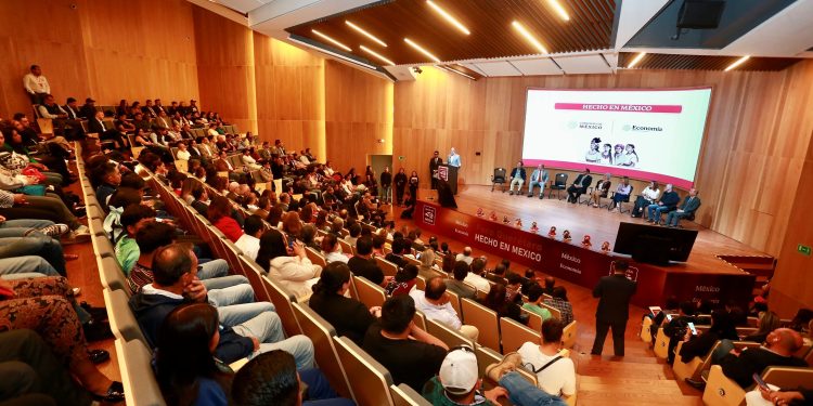 Destaca Marco Del Prete a Querétaro en el Foro Hecho en México