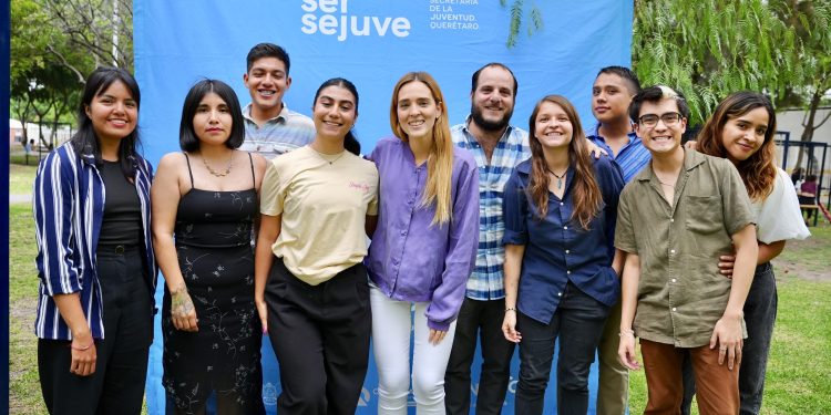 Embajadores de SEJUVE comparten experiencias tras viajar a Argentina