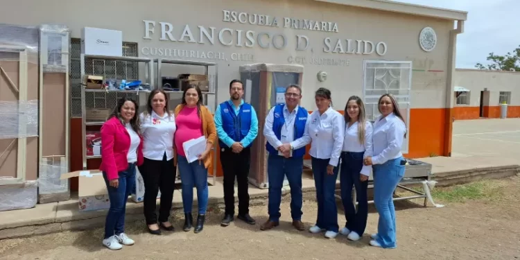 Entrega DIF Estatal equipamiento para ocho comedores escolares