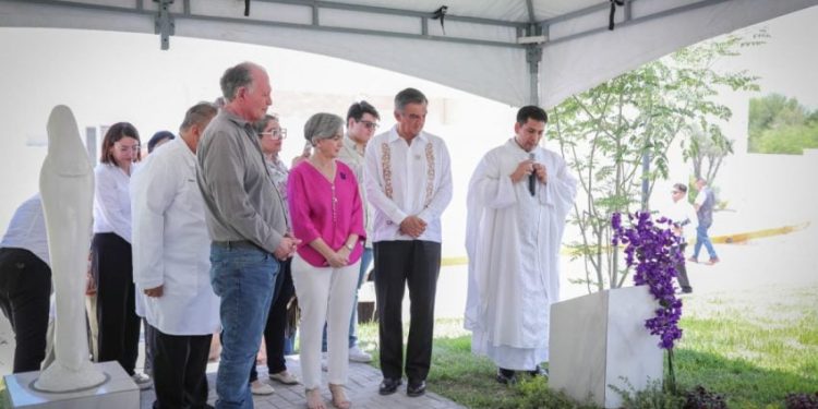 Entregan Américo y María de Villarreal la segunda etapa de la remodelación de Casa San Antonio
