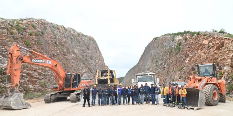 Habilitada Carretera Estatal 100 tras esfuerzos de la CEI