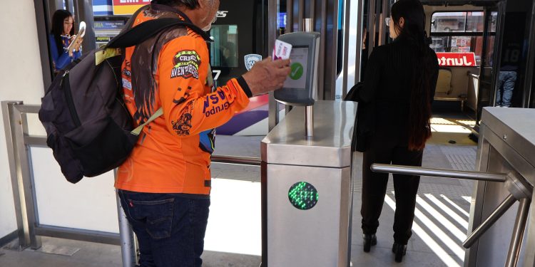 Invitan a la ciudadanía a tramitar tarjetas del JuárezBus