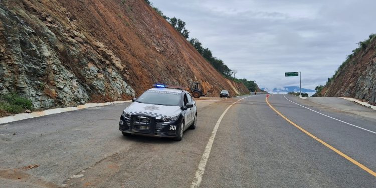 Opera con normalidad carretera Barranca Larga-Ventanilla: Policía Vial Estatal