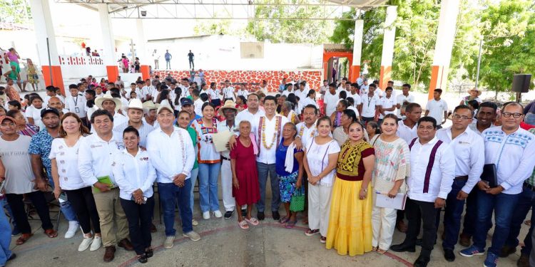 Respalda Salomón Jara la transformación de San José Estancia Grande