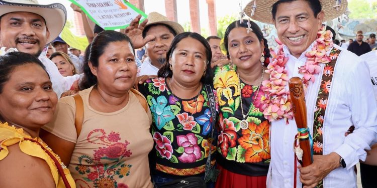 Salomón Jara da resultados en San Francisco del Mar y autoriza más de 33 mdp para obras