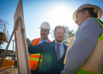 Supervisa Gobernador obras de la Línea 6 del Metro