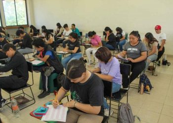 UTM recibe a más de mil 500 aspirantes en jornada de admisión
