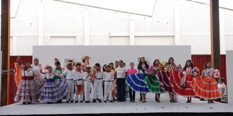 Con música, danza y puestas en escena, CCO celebra su 54 aniversario