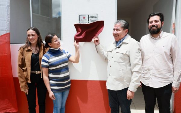 Beneficia Gobernador David Monreal Ávila a familias de El Orito, Estrella de Oro y El Saber con dignificación de sus viviendas