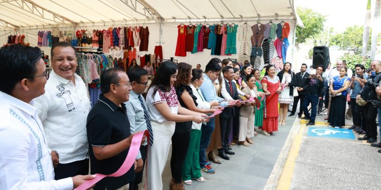 Congreso de Oaxaca impulsa el emprendimiento con la Segunda Feria Artesanal “Yoo Ku’a”