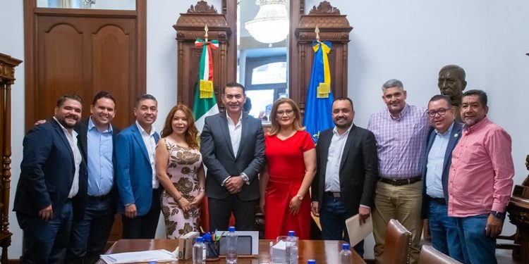 Coordinan Gobierno de Jalisco y alcaldes de la Región Costa Sur estrategias ante el temporal