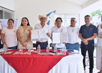 Instala Coesida punto fijo de detección de VIH en Puerto Ángel