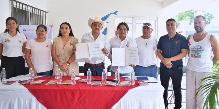 Instala Coesida punto fijo de detección de VIH en Puerto Ángel