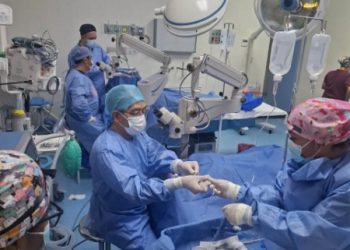 Realiza SSO Jornada Gratuita de Cirugía Extramuros de cataratas en Puerto Escondido