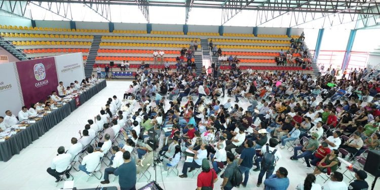 Mejora Salomón Jara sistema de saneamiento de aguas en Huajuapan de León