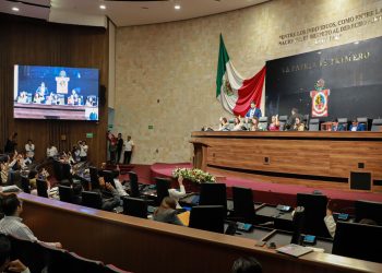 Parlamento avala tres exhortos en materia de protección civil ante fenómenos naturales, prohibición del maltrato animal y migración de retorno