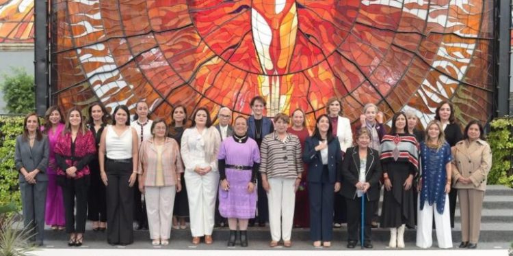 Reconoce Liz Salgado el apoyo del Sistema DIF Nacional para ampliar los servicios de salud, inclusión y rehabilitación en Guerrero