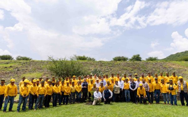 Reconoce Gobernador labor de los brigadistas forestales