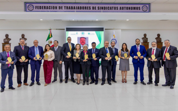 Reconocen a Contralora General por su trayectoria ética y compromiso público