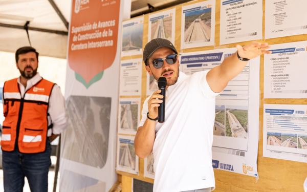 Supervisa Gobernador avances de Carretera Interserrana en el Puente El Yerbaniz