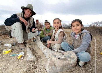 Vive la aventura del mundo de los dinosaurios en General Cepeda