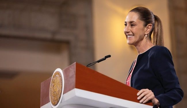 Pensiones millonarias a exfuncionarios del periodo neoliberal son ofensivas; se analiza reforma constitucional: Presidenta Claudia Sheinbaum