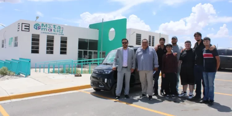 Adquiere la UTPN autos eléctricos para fomentar el aprendizaje y la innovación estudiantil