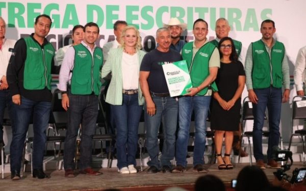 Arrancamos Gran Programa de Escrituración en Coahuila: Manolo