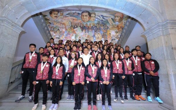 Aumenta Salomón Jara estímulos económicos a medallistas de la Olimpiada Nacional Conade 2025