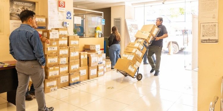 Avanza distribución de medicamentos en Oaxaca, registra el 85.5% de cobertura en tres días