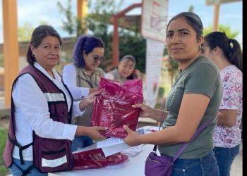 Beneficiará Gobernador David Monreal a más de 267 mil estudiantes con entrega de útiles escolares