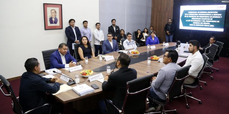 Entrega Gobierno de Oaxaca al Congreso del Estado estructura programática para Presupuesto de Egresos y Ley de Ingresos 2026