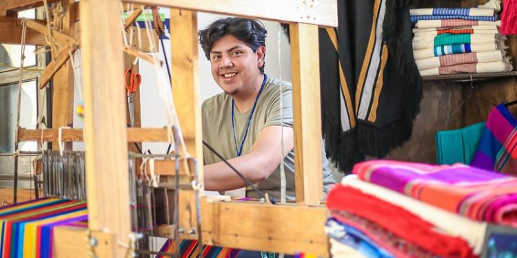 Impulsa Gobierno de Jalisco espacios y proyectos de comercialización para el sector artesanal