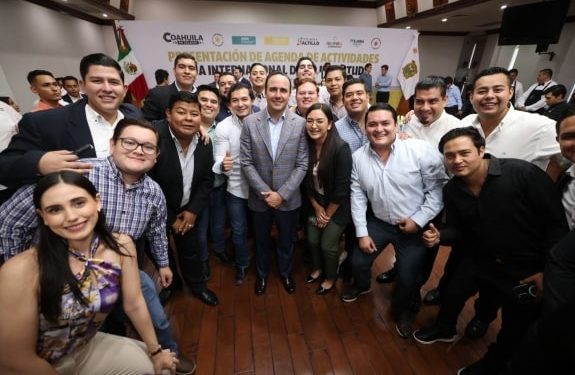 Impulsamos el diálogo directo y la participación activa de la juventud coahuilense: Manolo