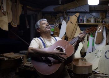 Gobierno de Michoacán avanza en la Indicación Geográfica de la guitarra de Paracho: Casart