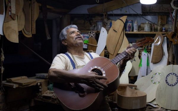 Gobierno de Michoacán avanza en la Indicación Geográfica de la guitarra de Paracho: Casart