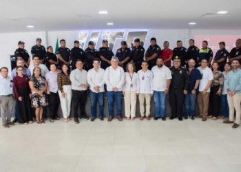 Policías municipales reciben capacitación para intervenir en crisis psicosocial