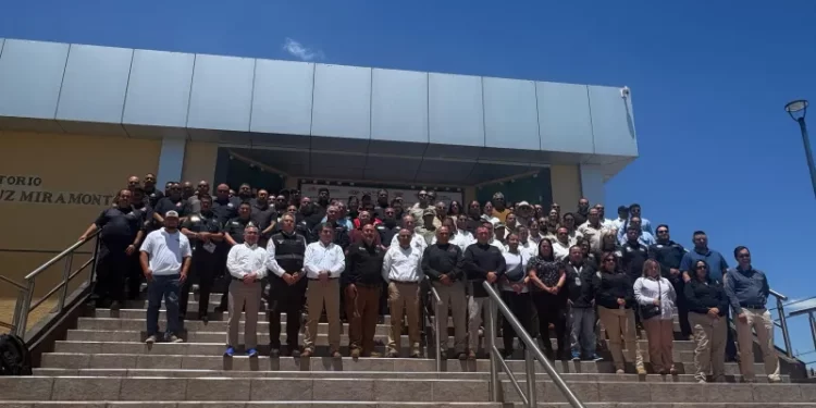 Se capacita Protección Civil en atención a emergencias y manejo de riesgos relacionados con hidrocarburos