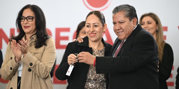 Entrega Gobernador David Monreal 65 vehículos nuevos para fortalecer la administración pública estatal
