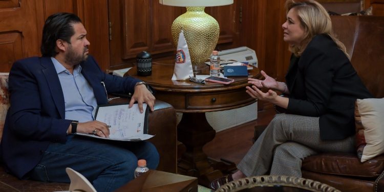 Maru Campos sostiene reunión de trabajo con el presidente de la UGRCh