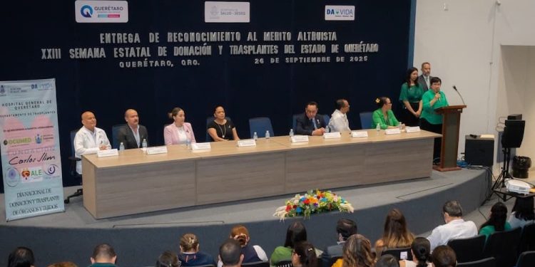 Secretaria de Salud honra a familias donadoras de órganos y tejidos para trasplantes