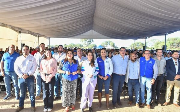 TERE JIMÉNEZ IMPULSA LA VIVIENDA SOCIAL EN PABELLÓN DE ARTEAGA CON LA CONSTRUCCIÓN DE 934 NUEVAS CASAS