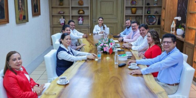 Evelyn Salgado fortalece respeto y colaboración entre poderes Ejecutivo y Legislativo