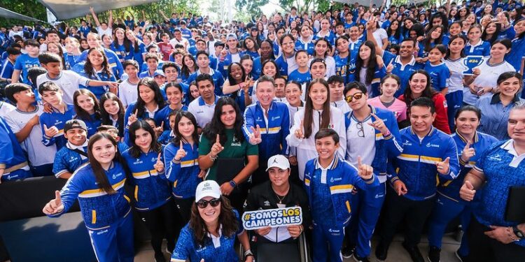 Celebra Jalisco su grandeza deportiva con la entrega de estímulos a sus atletas y paratletas