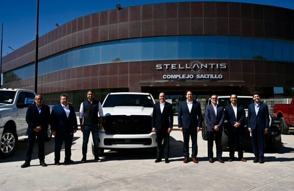 En Coahuila fabricamos las mejores camionetas del mundo: Manolo